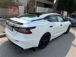 Nissan Maxima